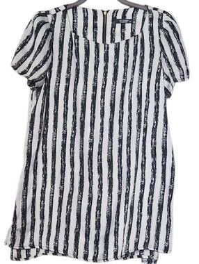 Wanko Black & White Striped Puff-Sleeve Blouse